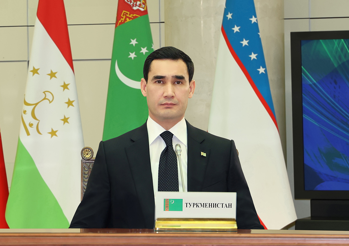 Президент Сердар Бердымухамедов принял участие в неформальной встрече глав государств СНГ
